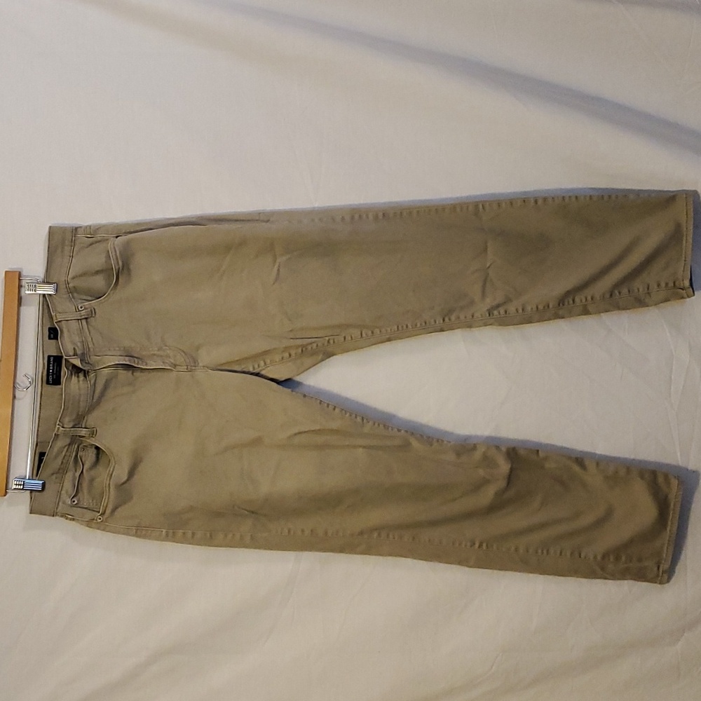 Lucky Brand tan pants 38x32 EUC